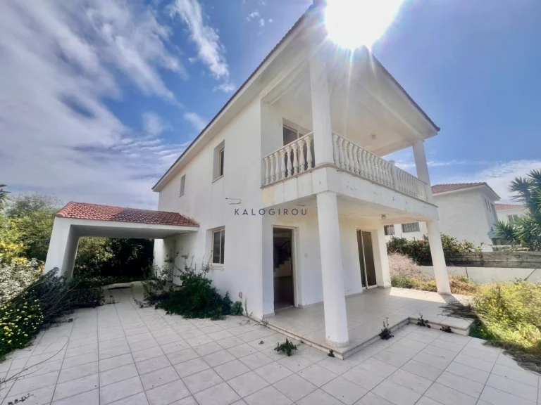 3 Bedroom House for Sale in Pervolia Larnacas