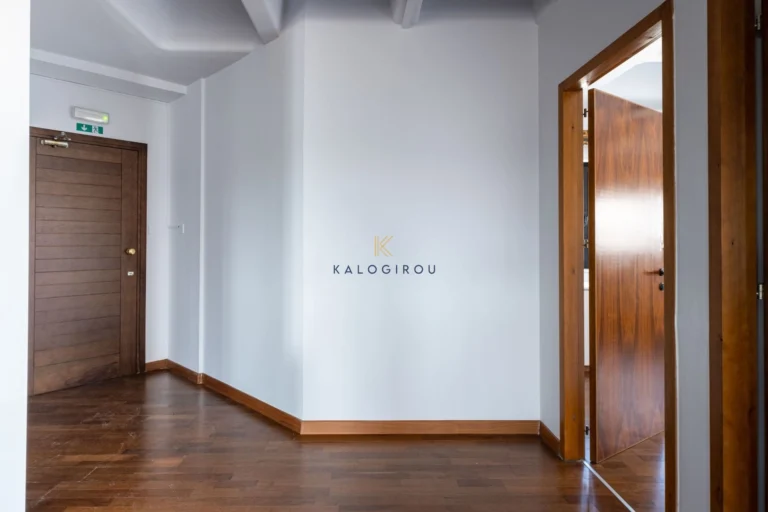 238m² Office for Rent in Agioi Omologites, Nicosia District