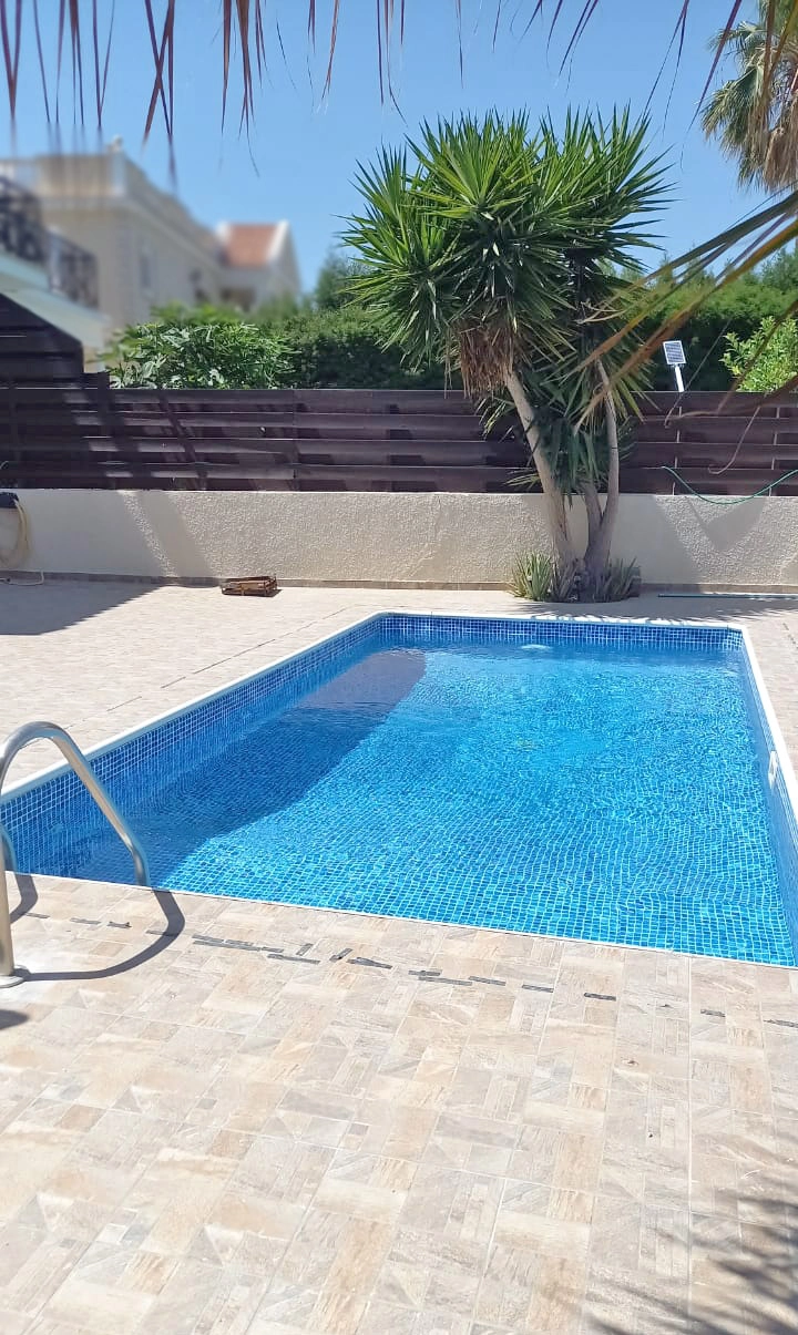 3 Bedroom House for Sale in Germasogeia, Limassol District