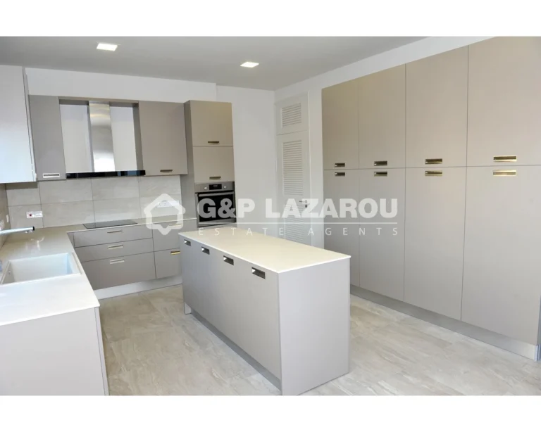 3 Bedroom Apartment for Rent in Agioi Omologites, Nicosia District