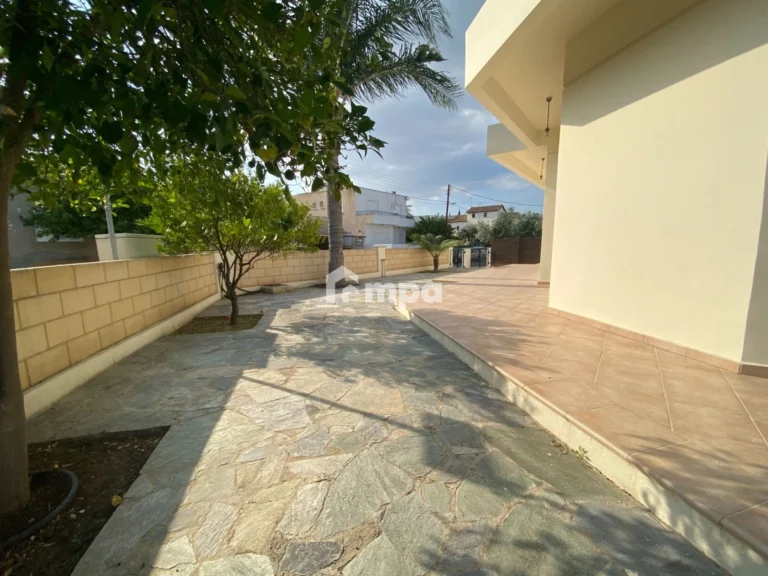3 Bedroom House for Rent in Strovolos, Nicosia District