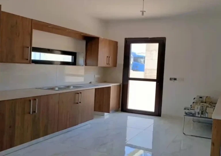 3 Bedroom House for Sale in Limassol – Agios Athanasios