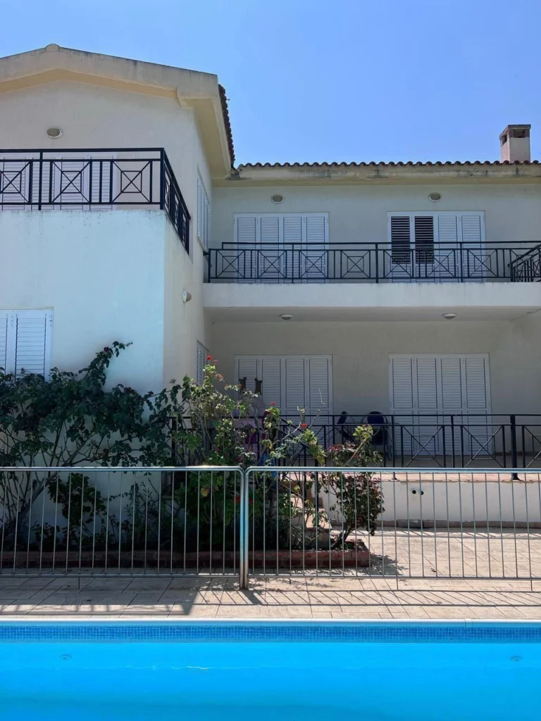 4 Bedroom House for Sale in Parekklisia, Limassol District