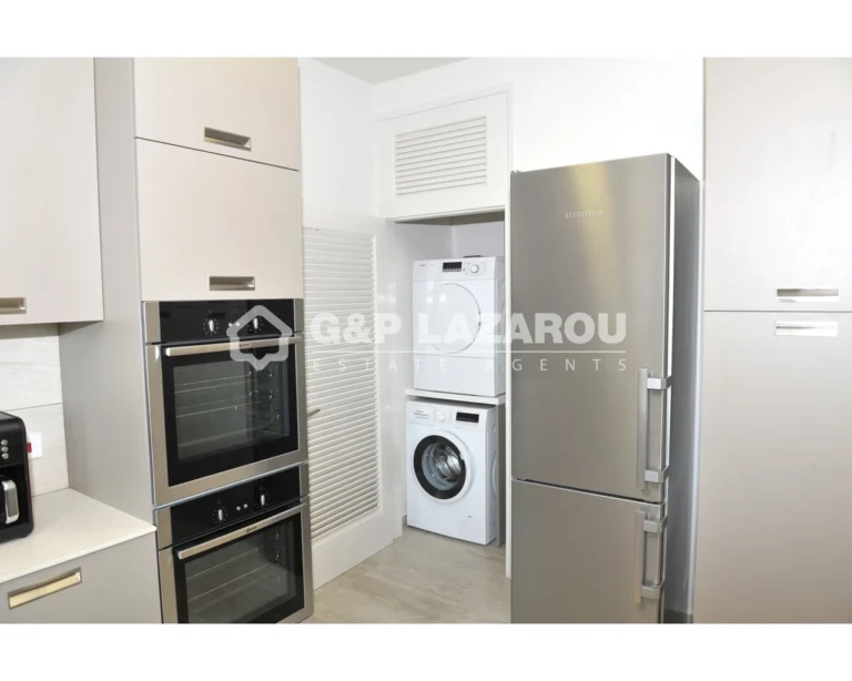 3 Bedroom Apartment for Rent in Agioi Omologites, Nicosia District