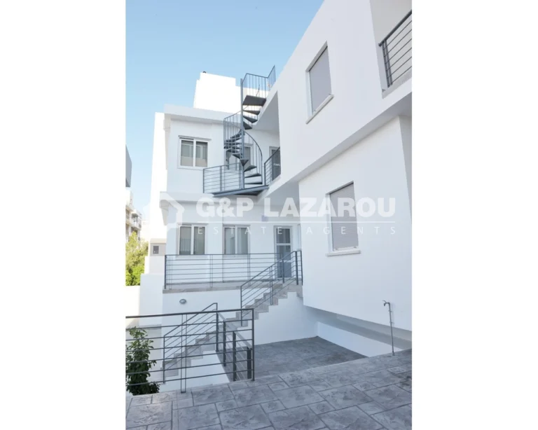 3 Bedroom Apartment for Rent in Agioi Omologites, Nicosia District