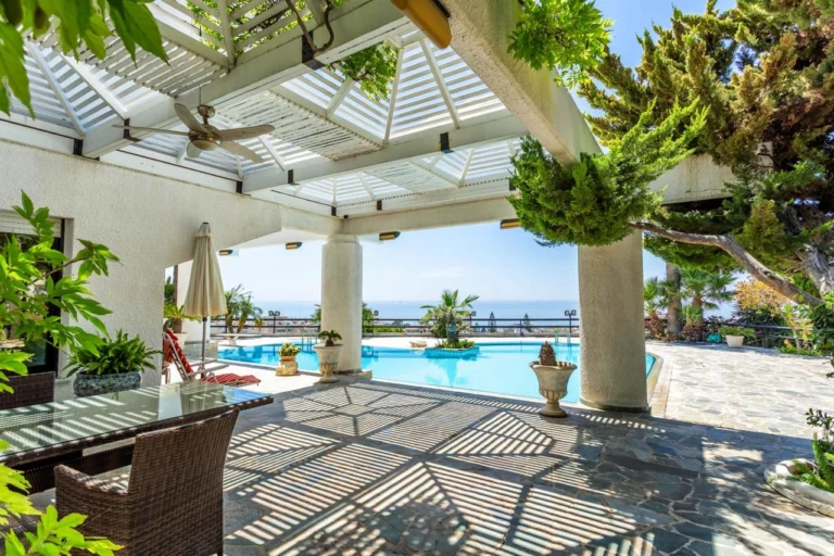 6+ Bedroom House for Rent in Agios Tychonas, Limassol District