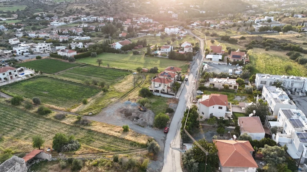2,437m² Plot for Sale in Pyrgos Lemesou, Limassol District