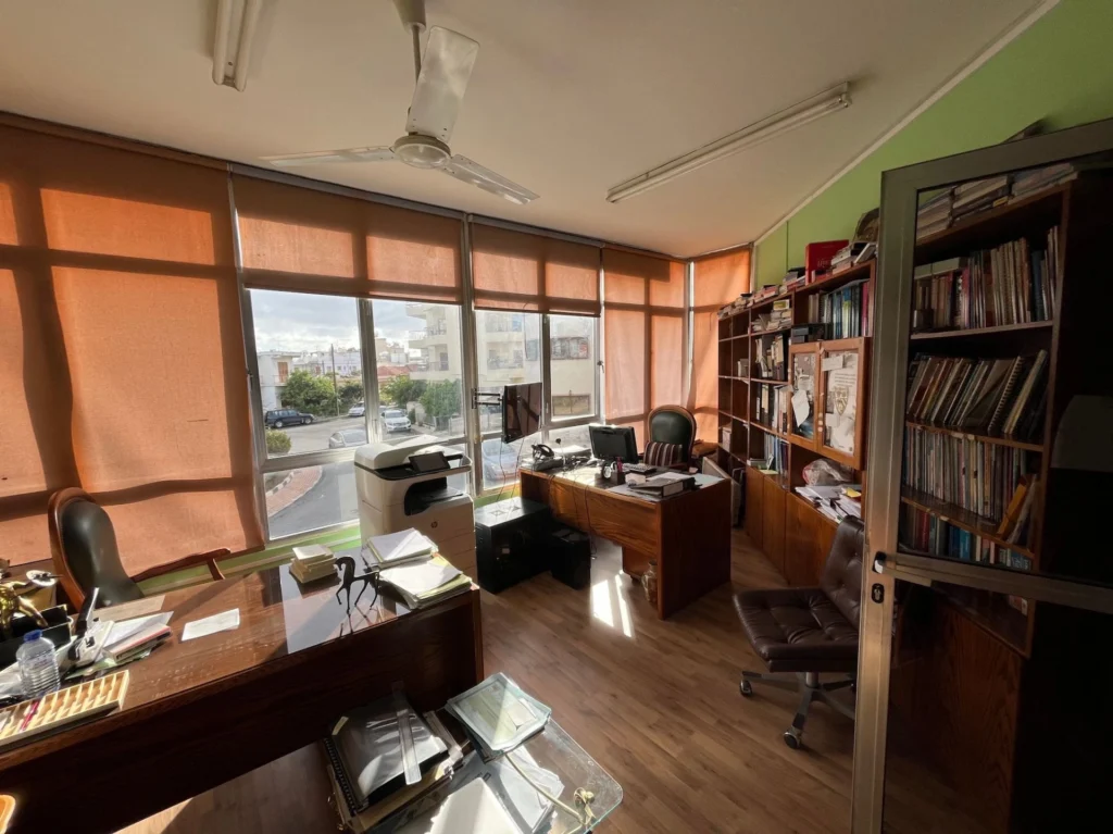 185m² Office for Rent in Limassol District