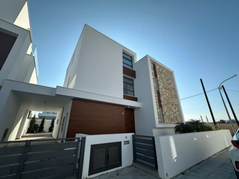 4 Bedroom House for Sale in Livadia Larnakas, Larnaca District
