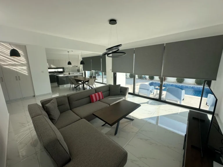 4 Bedroom House for Sale in Livadia Larnakas, Larnaca District