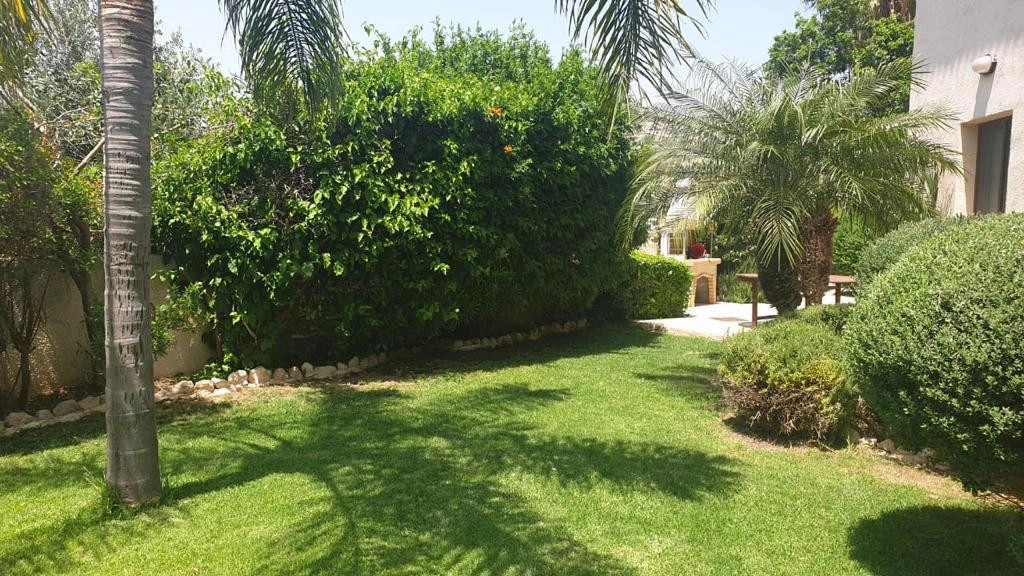 3 Bedroom House for Sale in Agios Tychonas, Limassol District