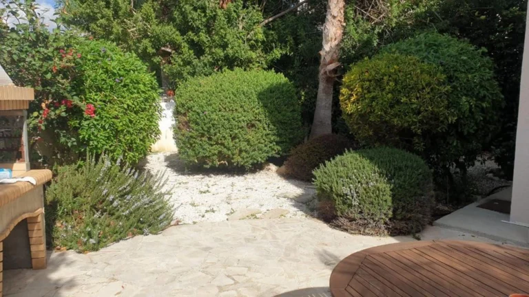 3 Bedroom House for Sale in Agios Tychonas, Limassol District