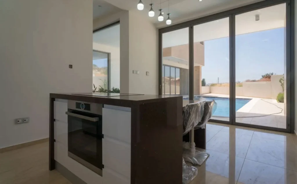 5 Bedroom House for Sale in Paniotis, Limassol District