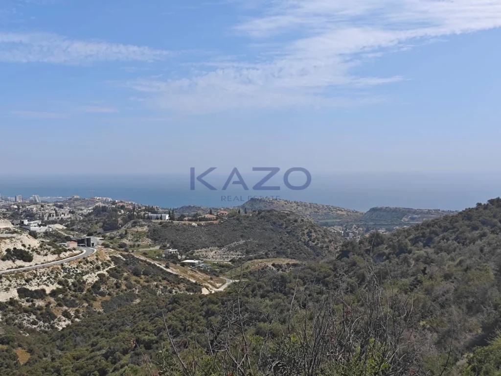 13,892m² Plot for Sale in Agios Tychonas, Limassol District