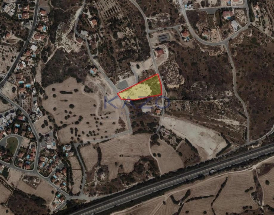5,667m² Plot for Sale in Agios Tychonas, Limassol District
