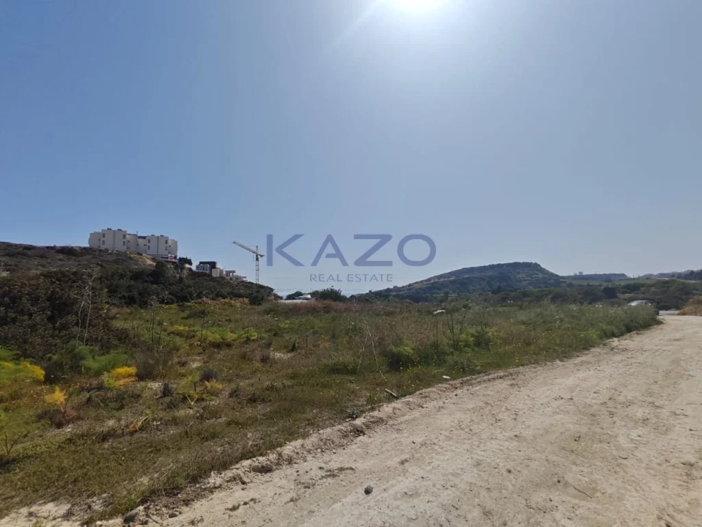 951m² Plot for Sale in Agios Tychonas, Limassol District