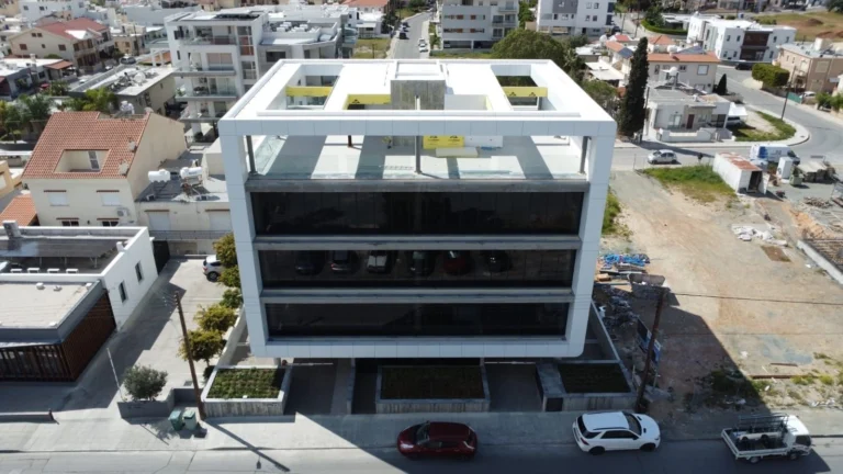729m² Building for Sale in Kato Polemidia, Limassol District