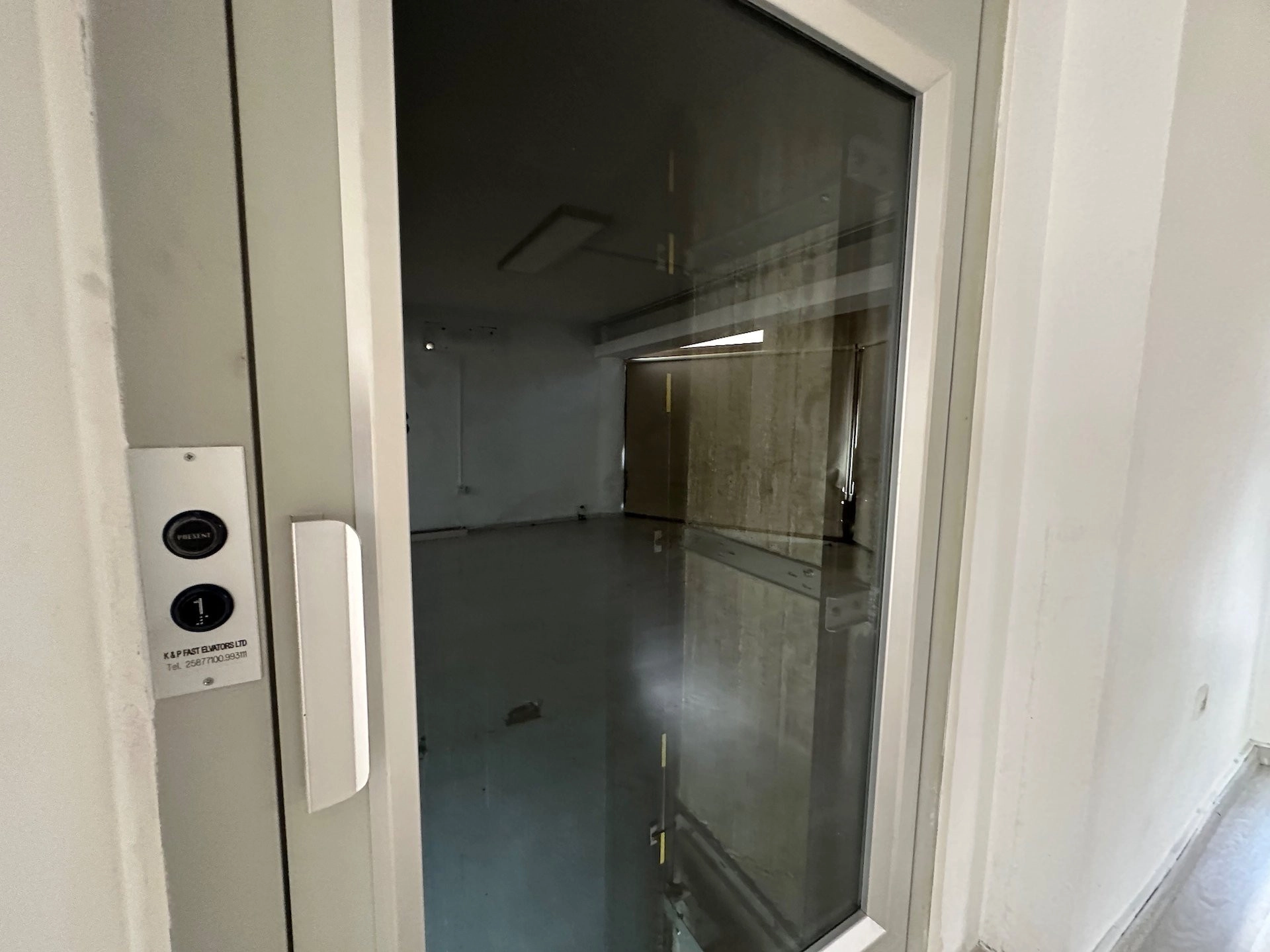 600m² Commercial for Rent in Kato Polemidia, Limassol District