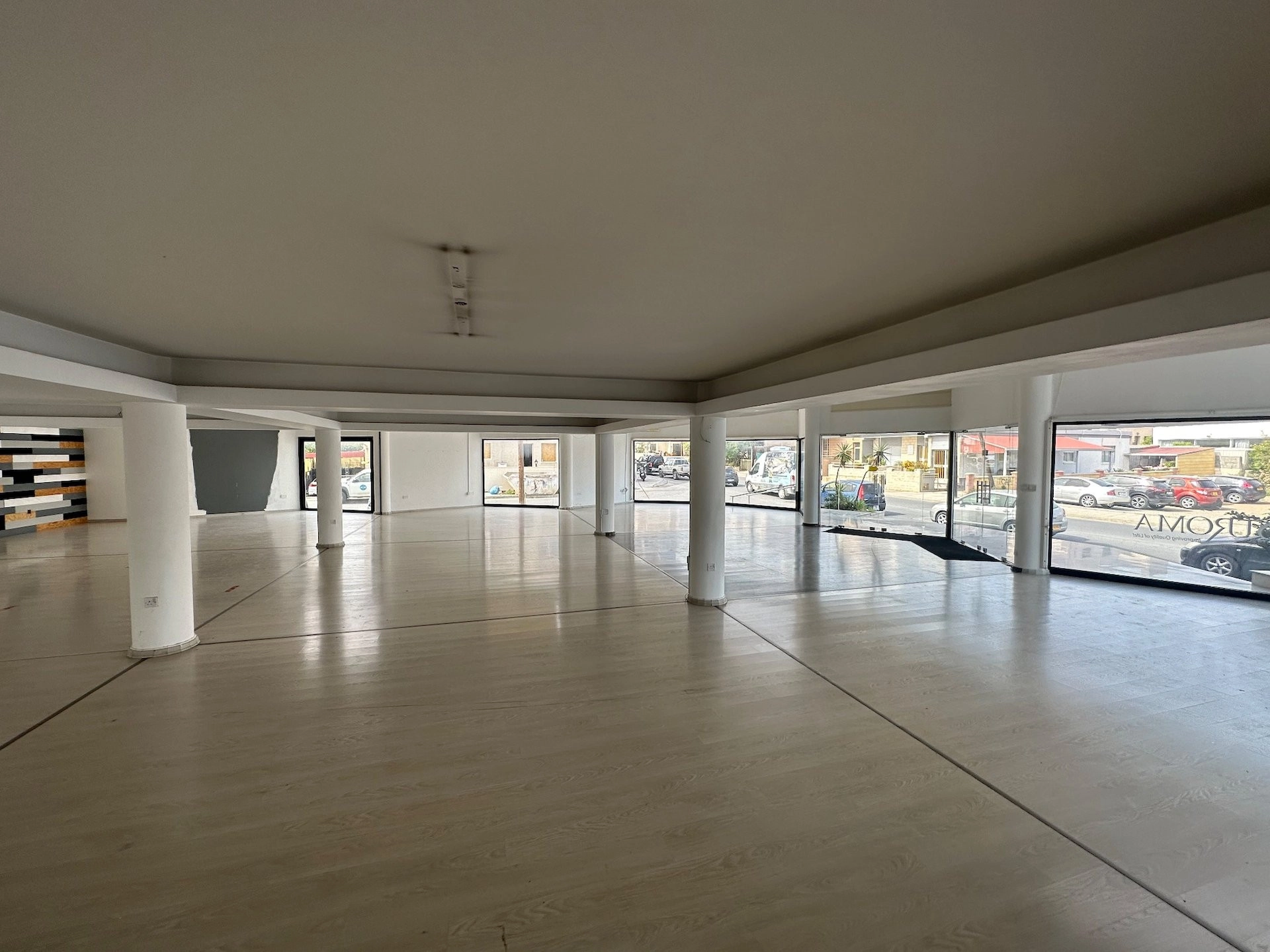 600m² Commercial for Rent in Kato Polemidia, Limassol District