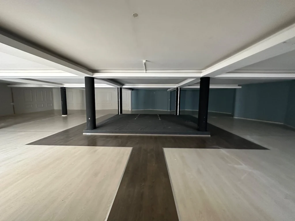 600m² Commercial for Rent in Kato Polemidia, Limassol District