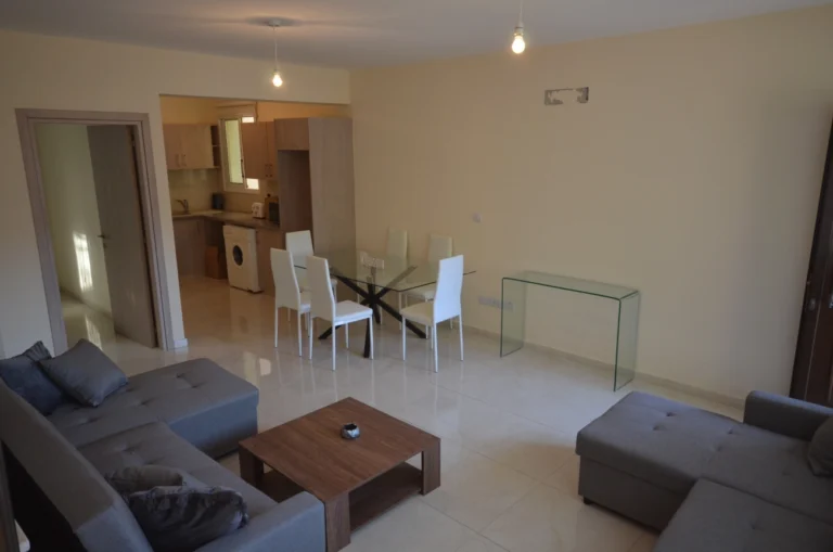 3 Bedroom House for Sale in Tombs Of the Kings, Paphos District
