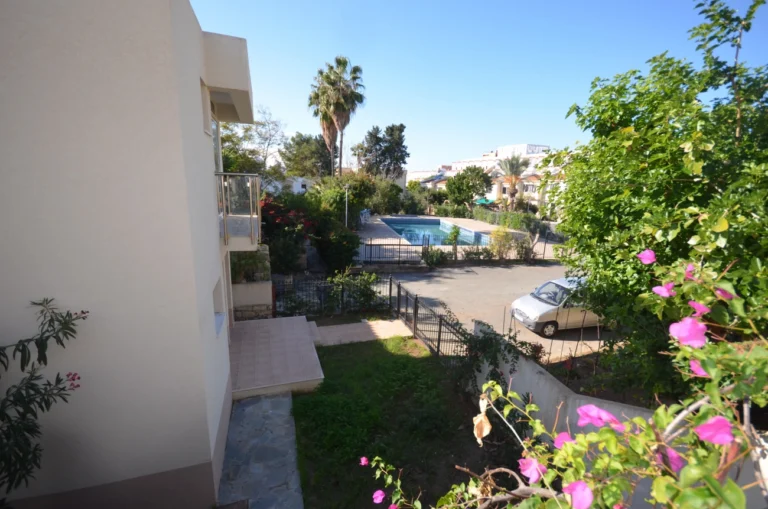 3 Bedroom House for Sale in Tombs Of the Kings, Paphos District