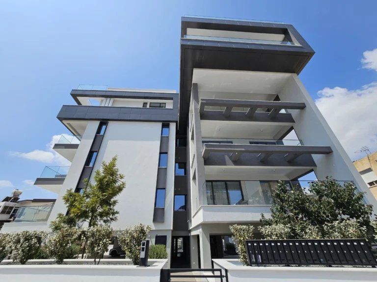 3 Bedroom Apartment for Rent in Limassol – Petrou kai Pavlou