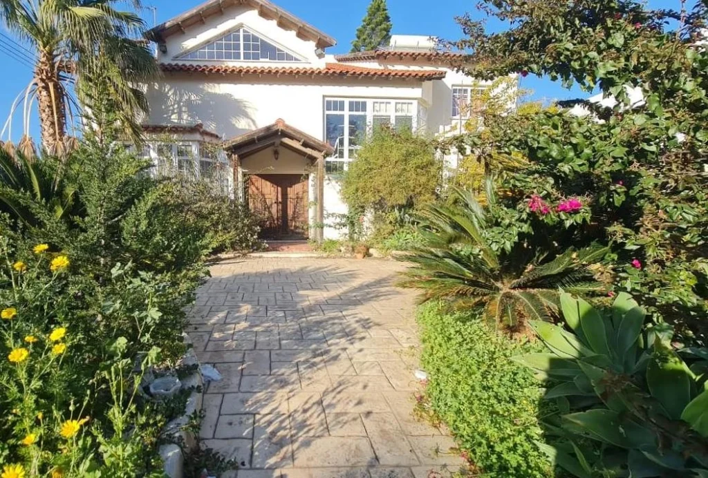4 Bedroom House for Sale in Meneou, Larnaca District