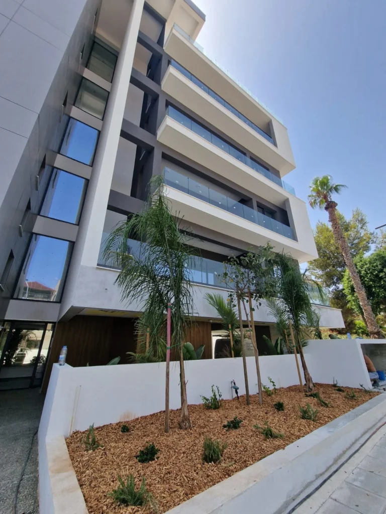 3 Bedroom Apartment for Sale in Limassol – Mesa Geitonia