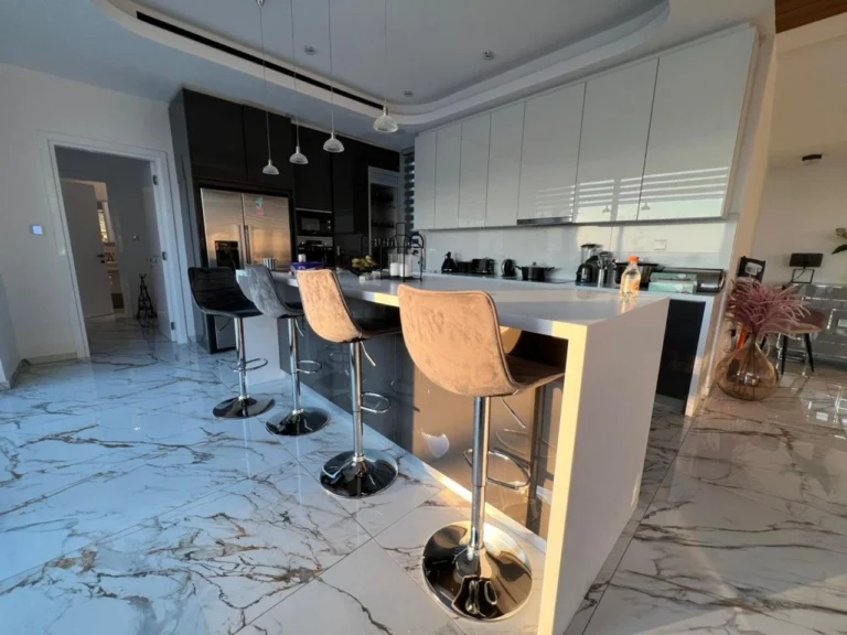 500m² Building for Sale in Paphos District