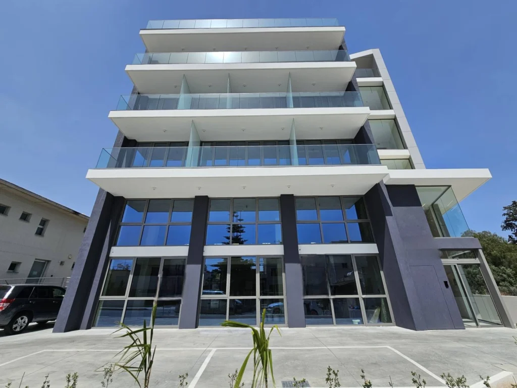 338m² Office for Sale in Limassol – Zakaki
