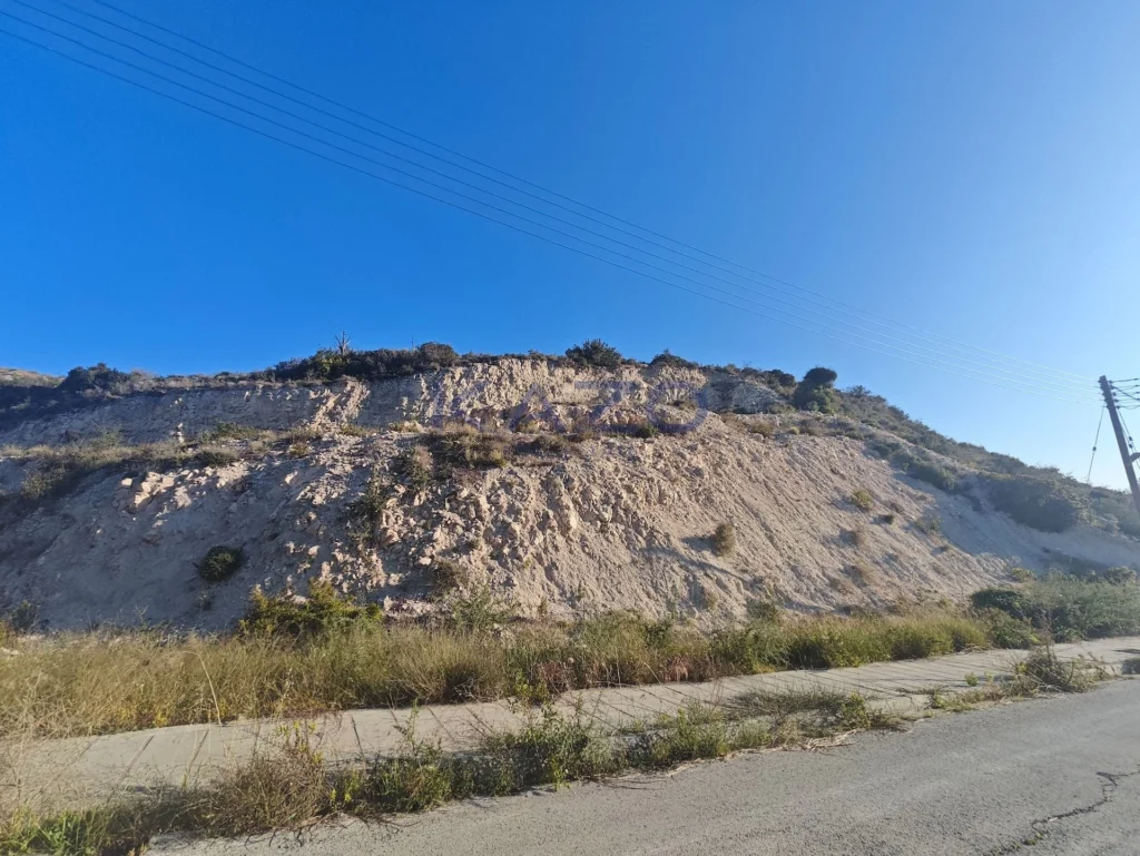 801m² Plot for Sale in Agios Tychonas, Limassol District
