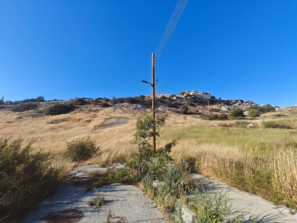 1,013m² Plot for Sale in Agios Tychonas, Limassol District
