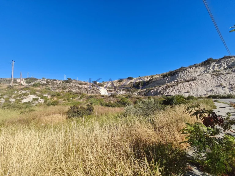 1,013m² Plot for Sale in Agios Tychonas, Limassol District