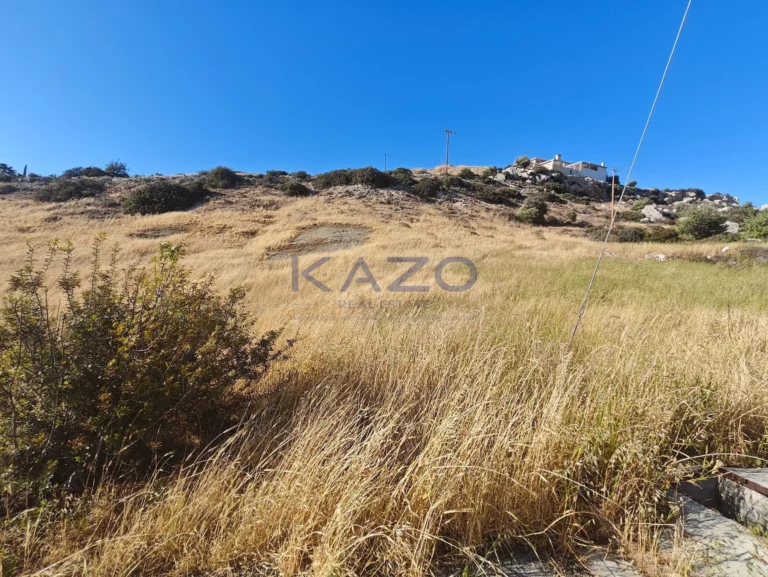 1,013m² Plot for Sale in Agios Tychonas, Limassol District