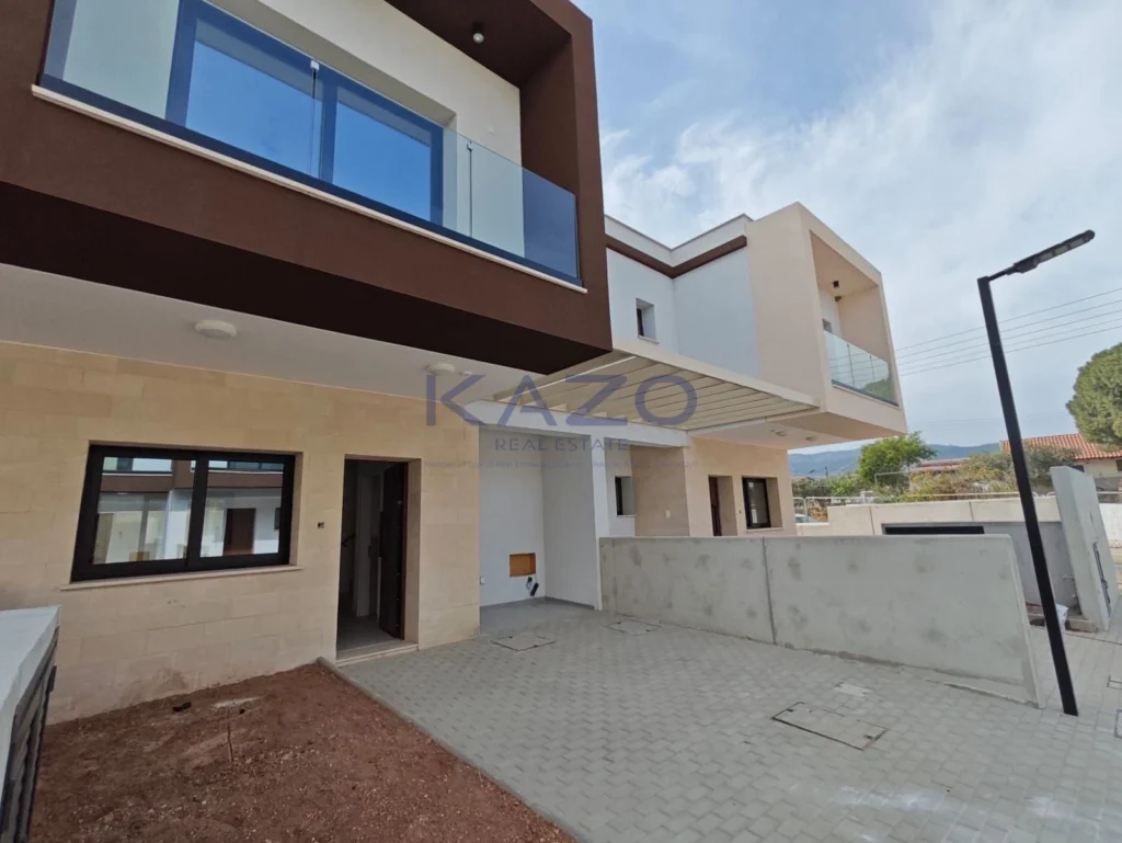3 Bedroom House for Sale in Parekklisia, Limassol District