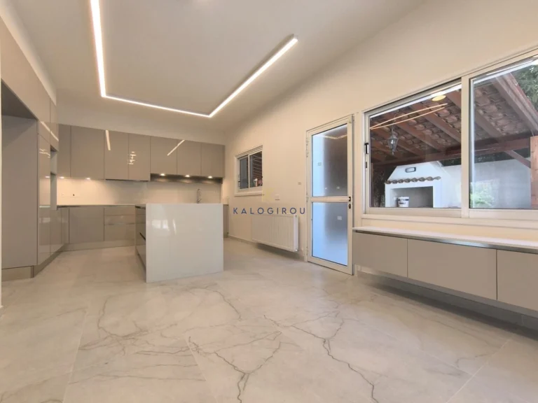 5 Bedroom House for Rent in Pervolia Larnacas