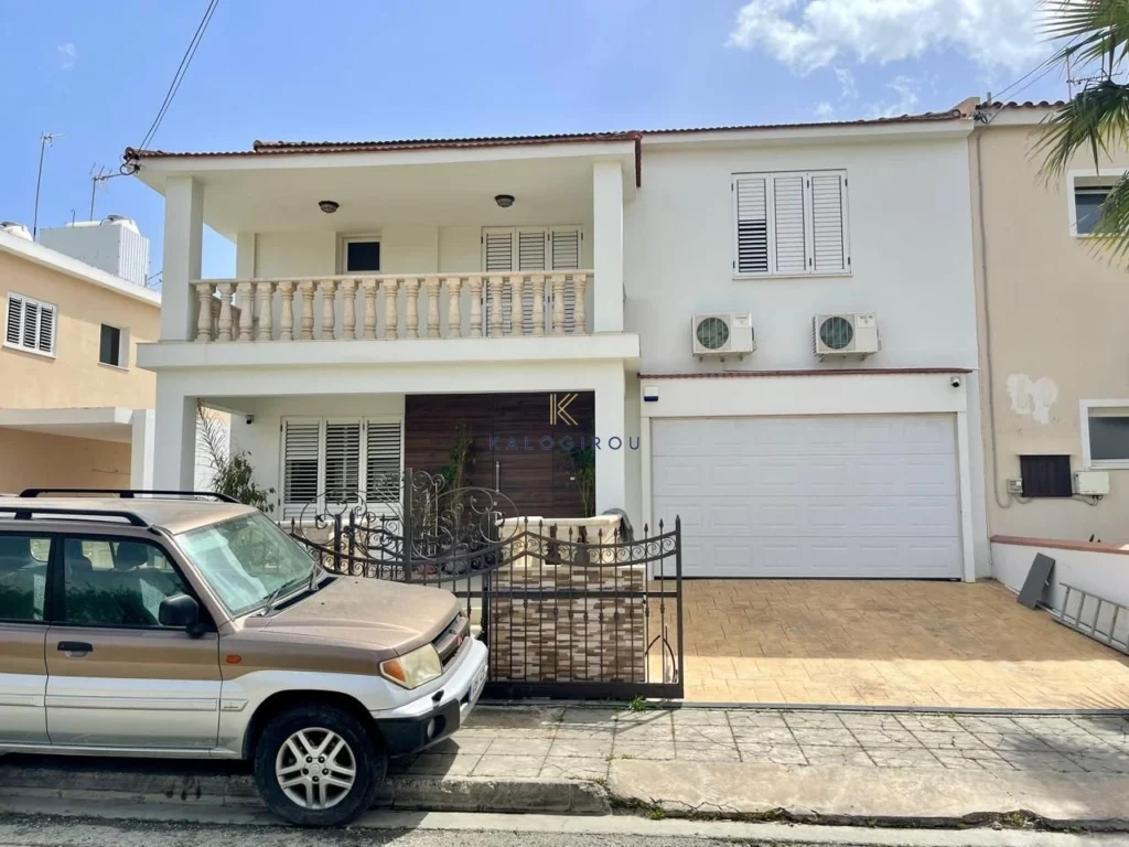 4 Bedroom House for Sale in Oroklini, Larnaca District
