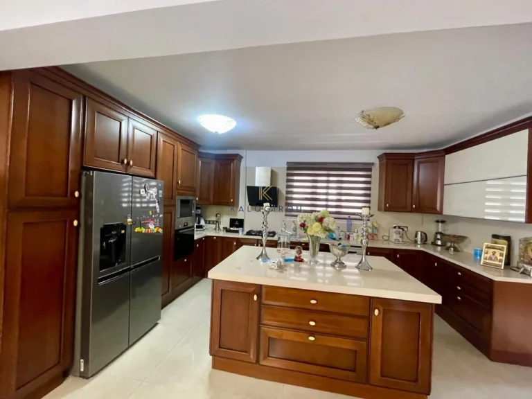 4 Bedroom House for Sale in Oroklini, Larnaca District
