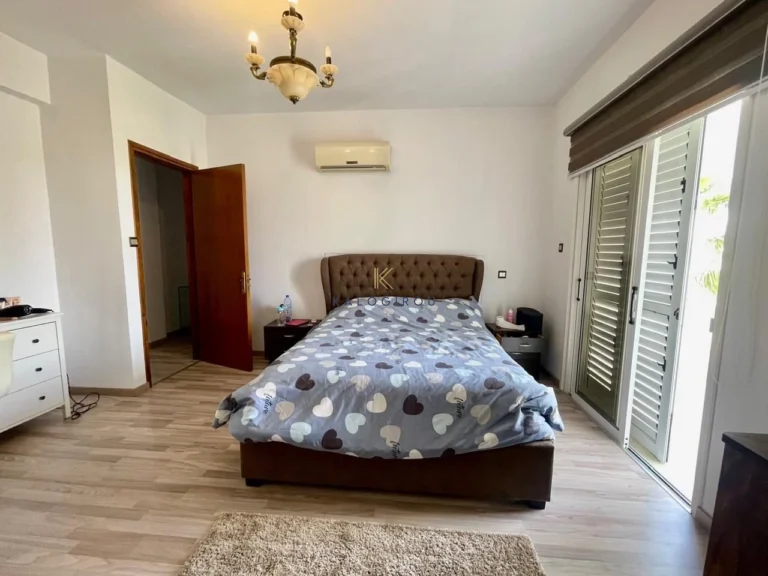 4 Bedroom House for Sale in Oroklini, Larnaca District