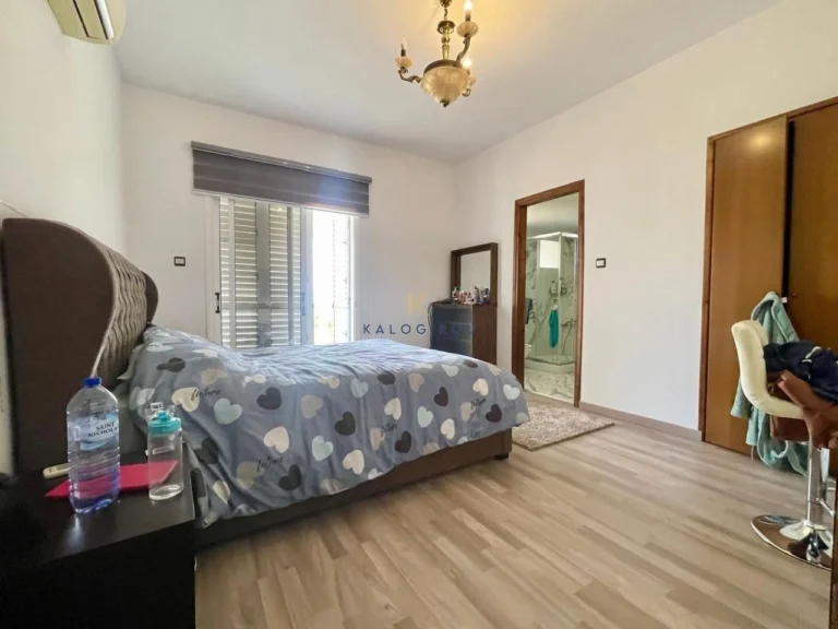 4 Bedroom House for Sale in Oroklini, Larnaca District