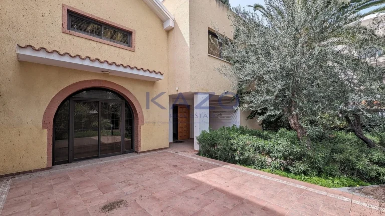 520m² Building for Sale in Agios Dometios, Nicosia District