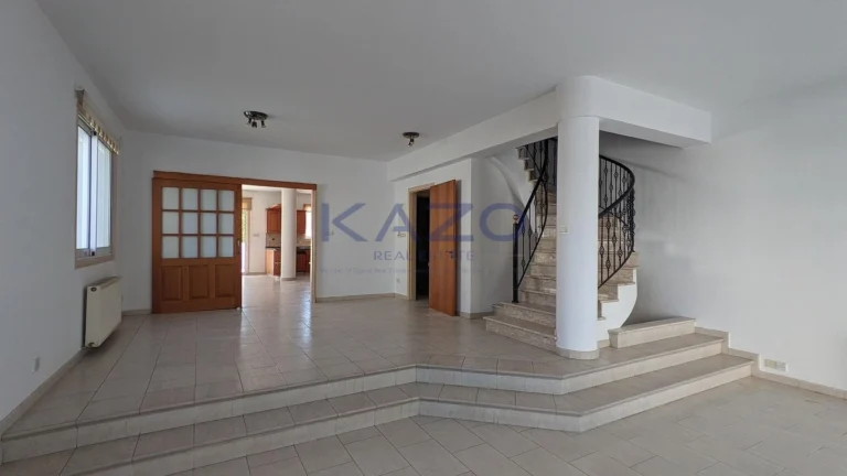 3 Bedroom House for Sale in Strovolos, Nicosia District
