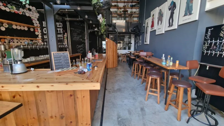 240m² Office for Sale in Larnaca District