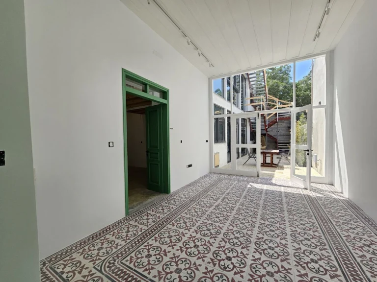 220m² Building for Rent in Limassol District