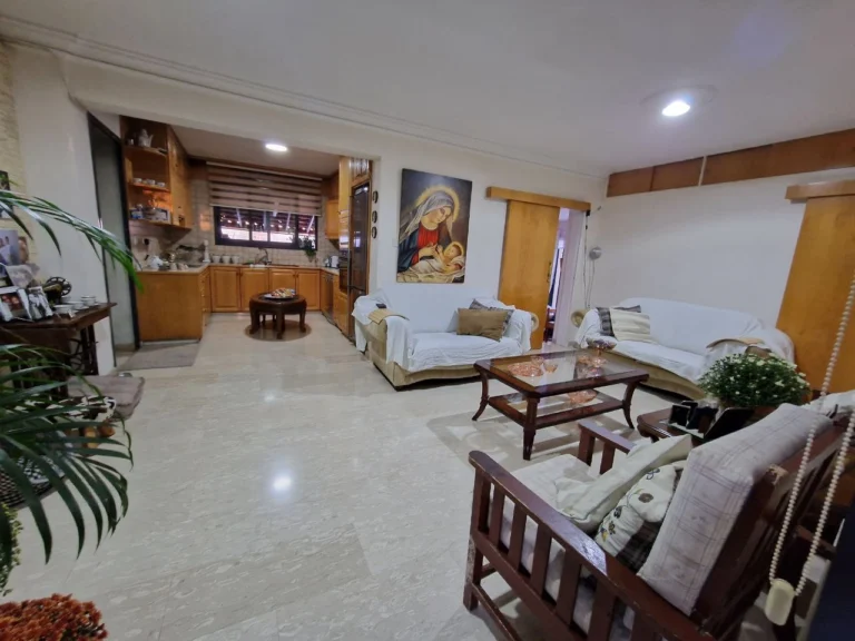 5 Bedroom House for Sale in Limassol – Agios Athanasios