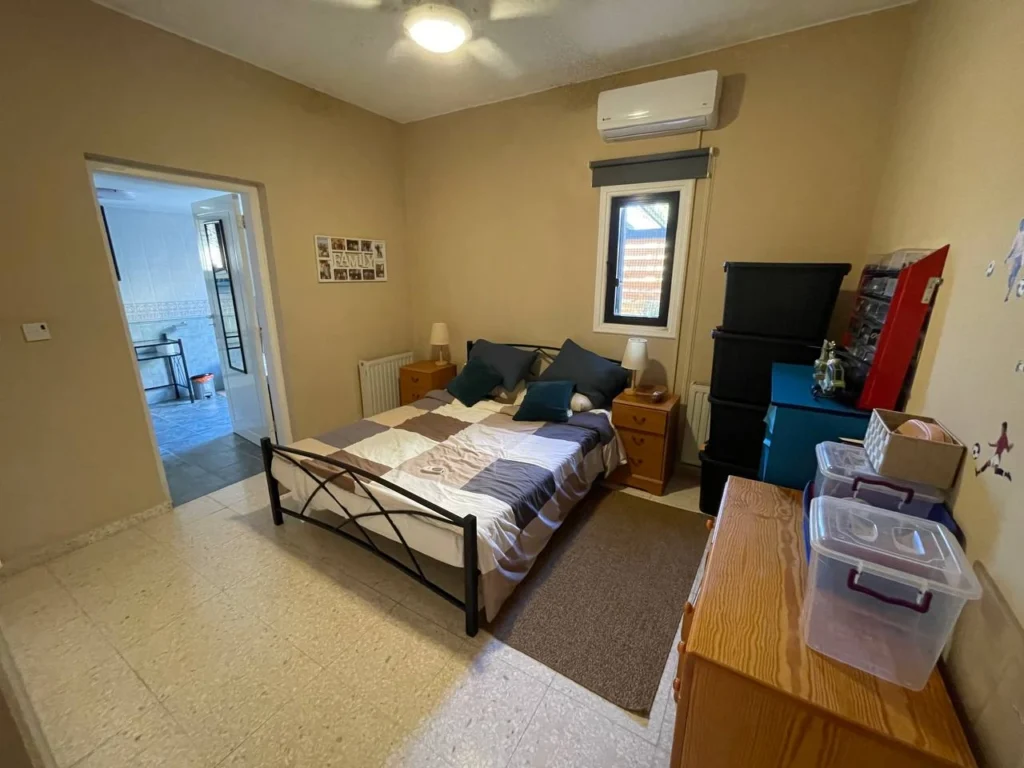 5 Bedroom House for Sale in Tala, Paphos District