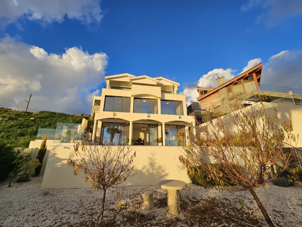 4 Bedroom House for Sale in Geroskipou, Paphos District