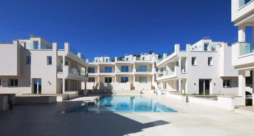 2 Bedroom Apartment for Sale in Agios Tychonas, Limassol District