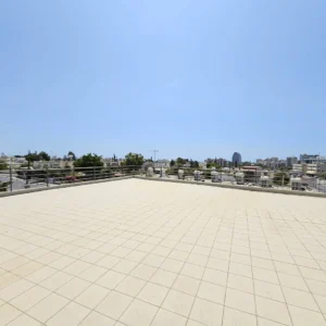 932m² Office for Sale